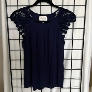 Skies Are Blue Navy Crochet Shoulder Tank Top Small